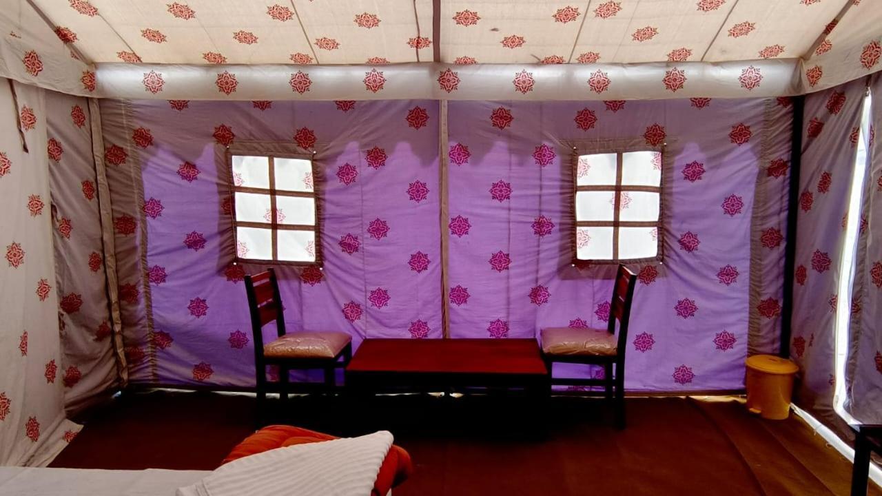Kutch Classic Resort Camp Dhordo Екстер'єр фото