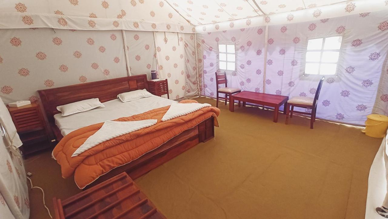 Kutch Classic Resort Camp Dhordo Екстер'єр фото