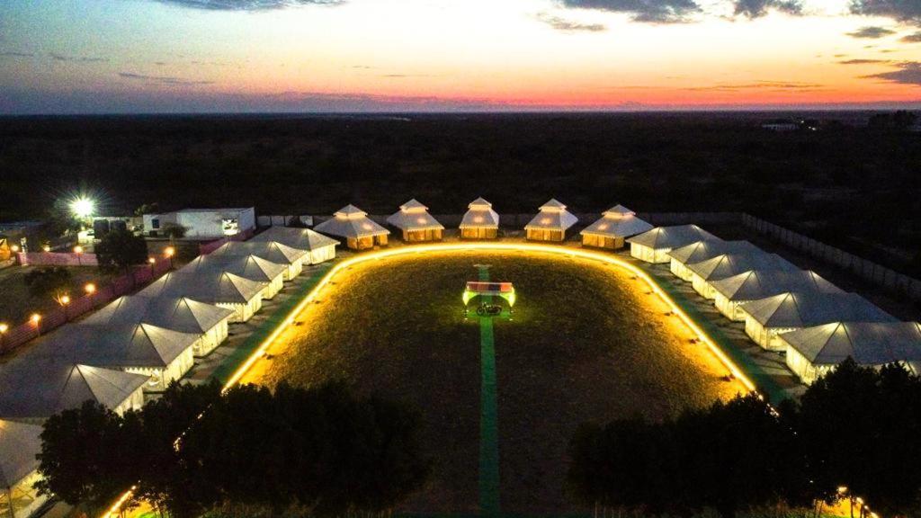 Kutch Classic Resort Camp Dhordo Екстер'єр фото