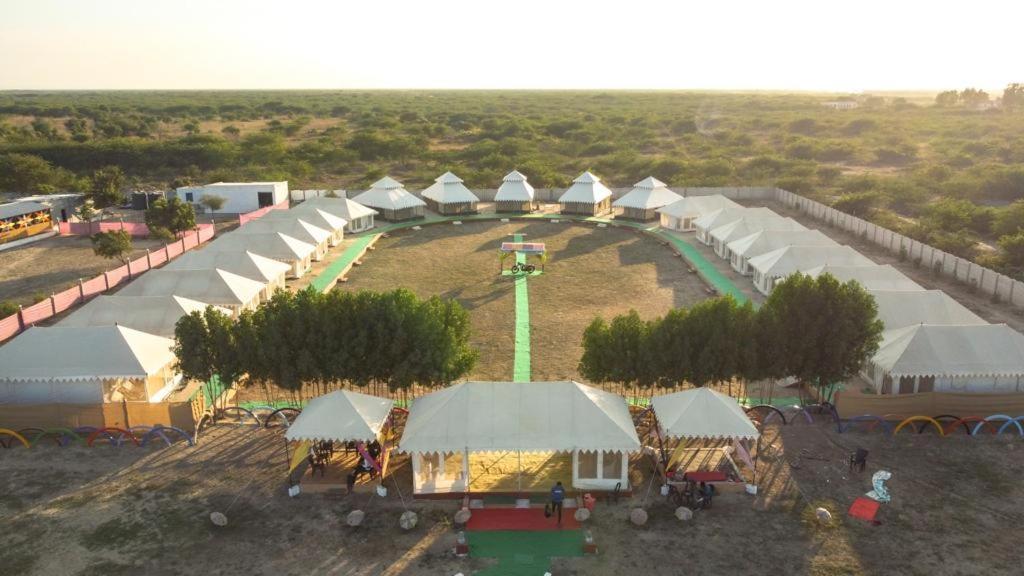 Kutch Classic Resort Camp Dhordo Екстер'єр фото