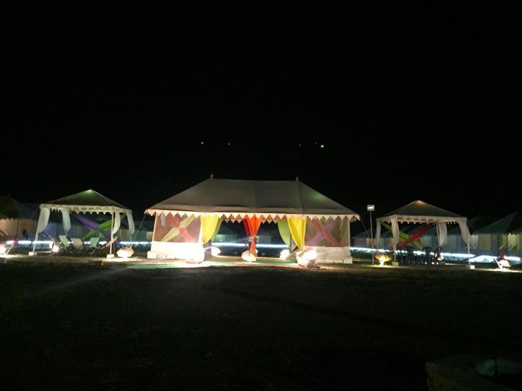 Kutch Classic Resort Camp Dhordo Екстер'єр фото